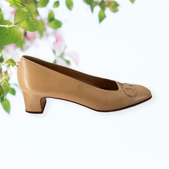 Salvatore Ferragamo Shoes - SALVATORE Ferragamo Pumps